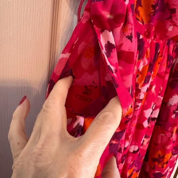 Express Floral Chiffon Fit Flare Pink Red Sleeveless Dress VNeck  Zipper Size 4 - Picture 6 of 11